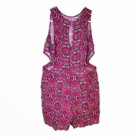Cutout Patterned Romper - Picture 8 of 8